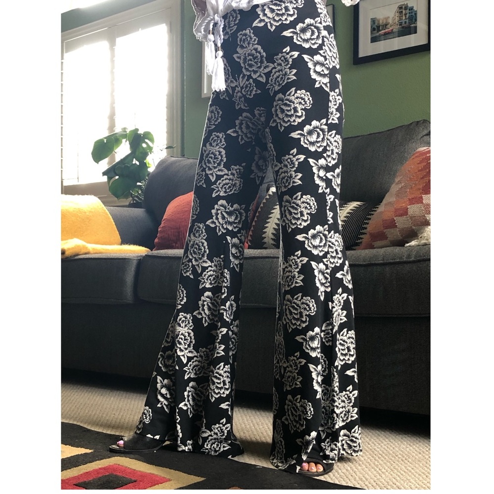 Forever 21 Bohemian Floral Print Flare Pants